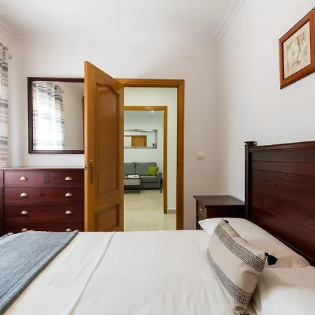 Holi-rent Salado Apartment Sevilla
